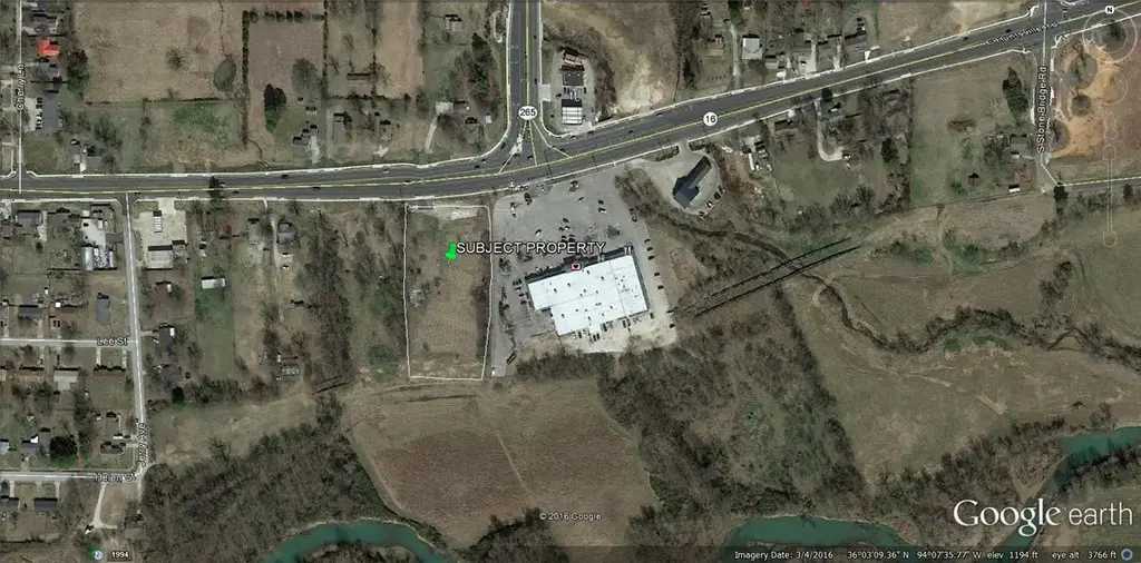 2469 E Huntsville Road, Fayetteville