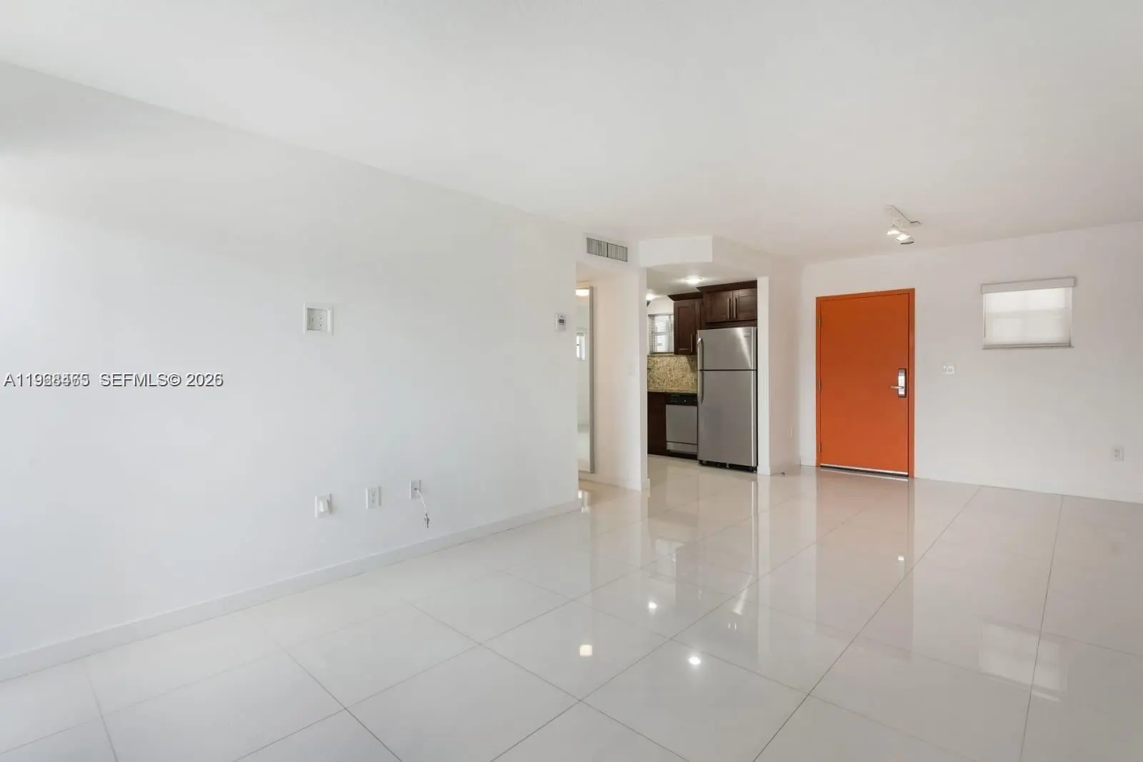 Photo of Listing #A11968465