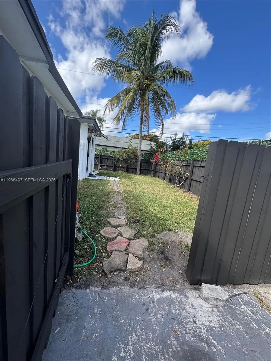 Photo of Listing #A11968497