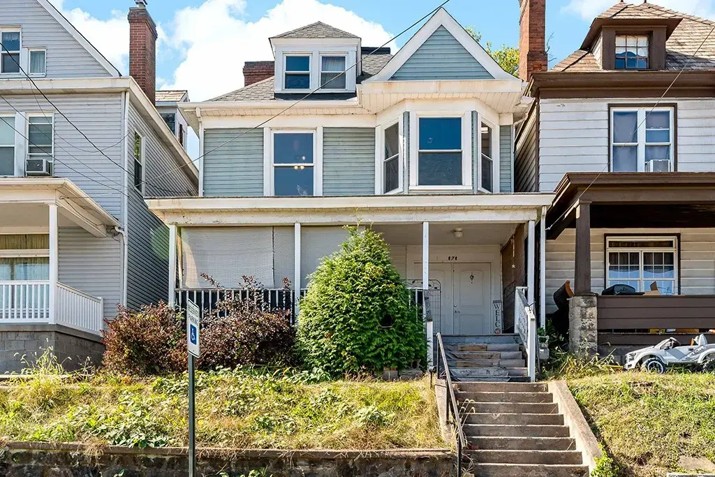 975 Thompson Avenue , Donora