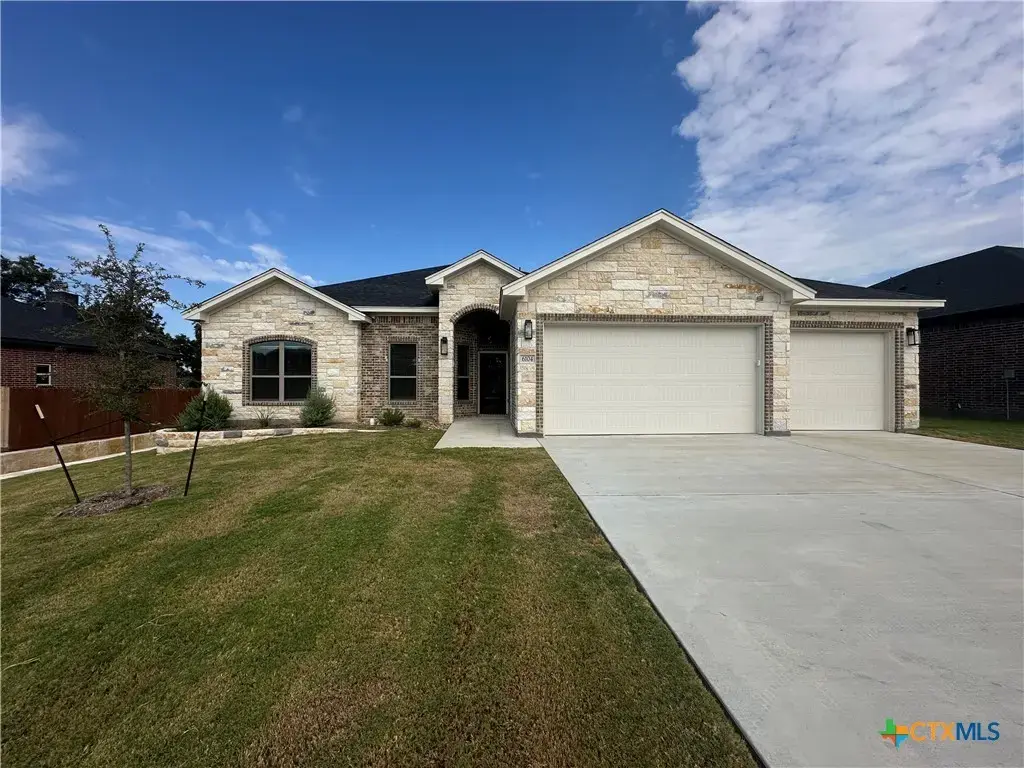 6104 Pescara Drive, Temple
