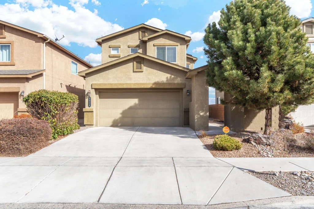 8924 Mission Ridge Drive Nw, Albuquerque