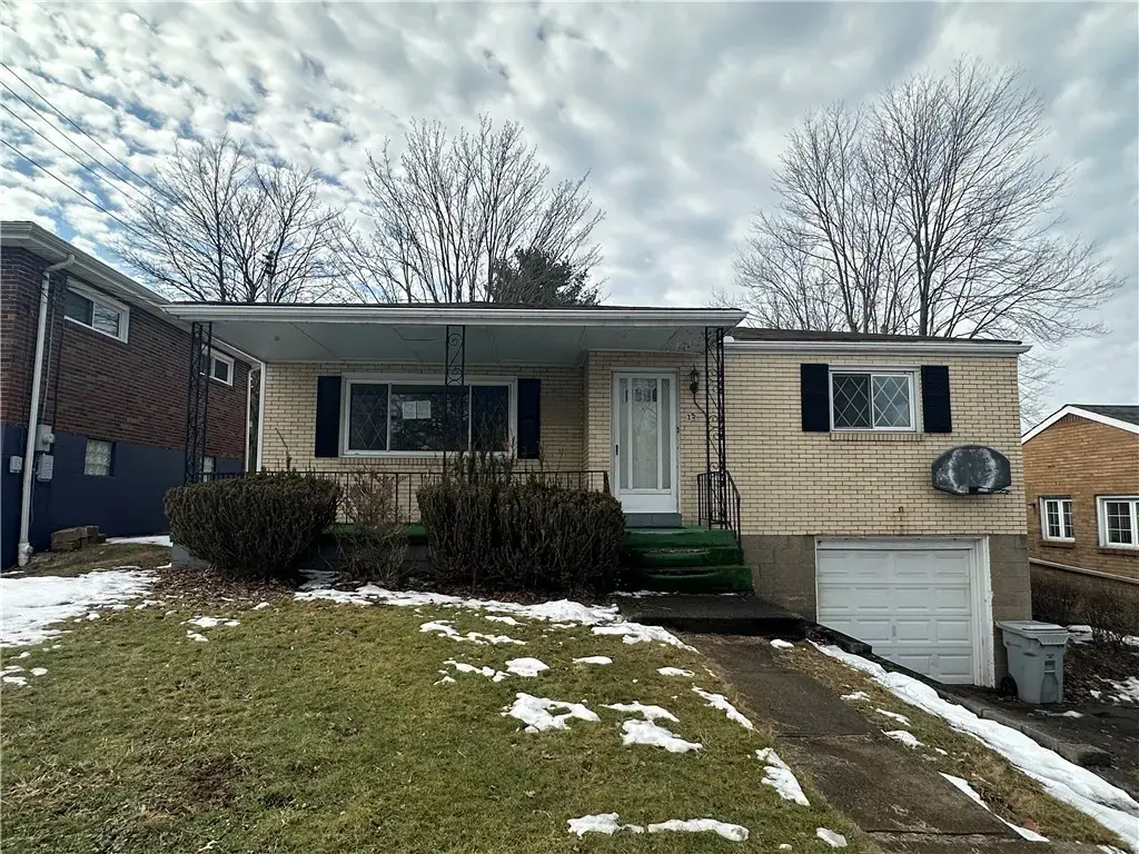 35 Perry Street , Shaler