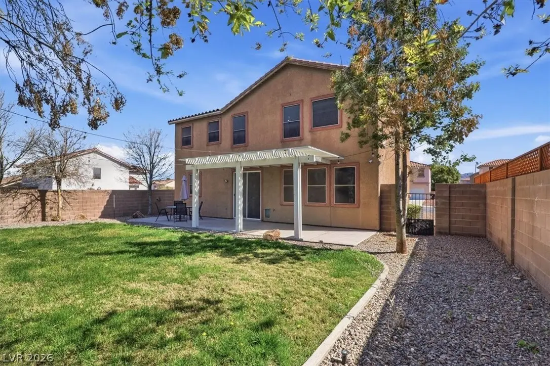 Photo of Listing #2757724