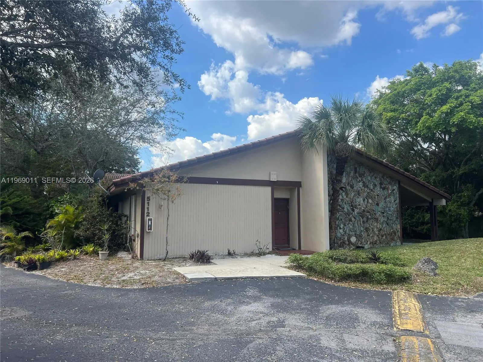 Photo of Listing #A11969011