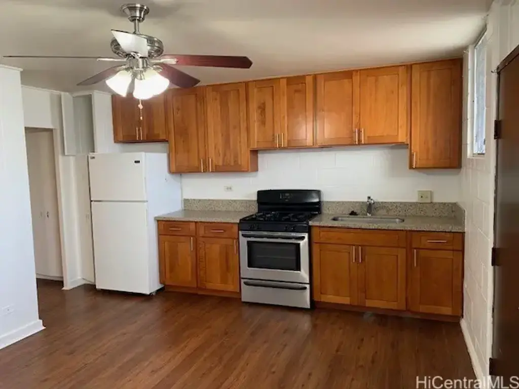 1433 Pensacola Street # 3, Honolulu