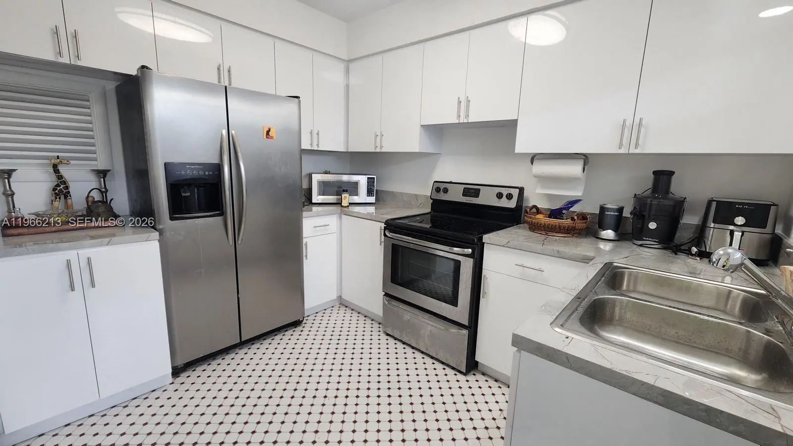 Photo of Listing #A11966213