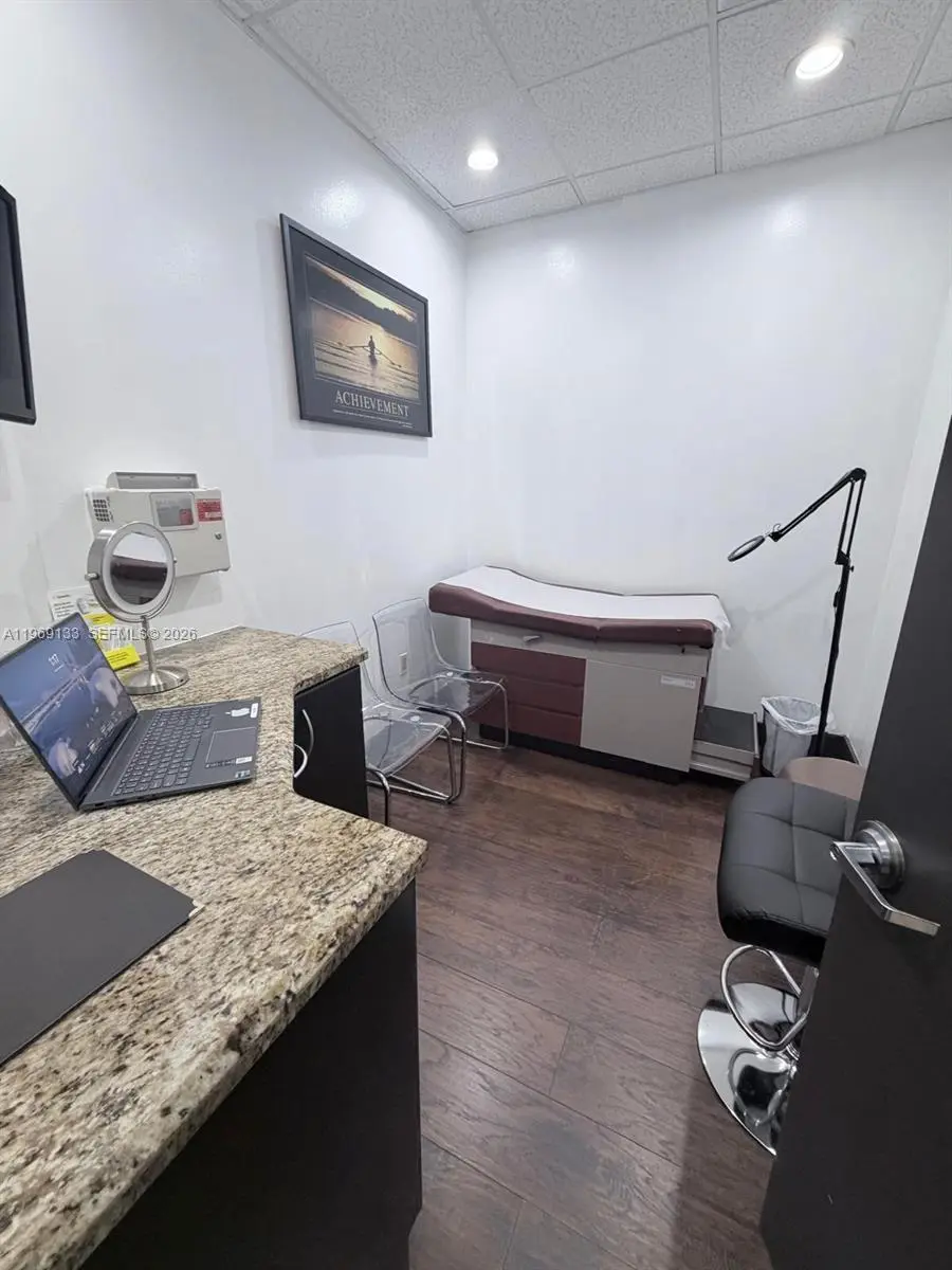 Photo of Listing #A11969133