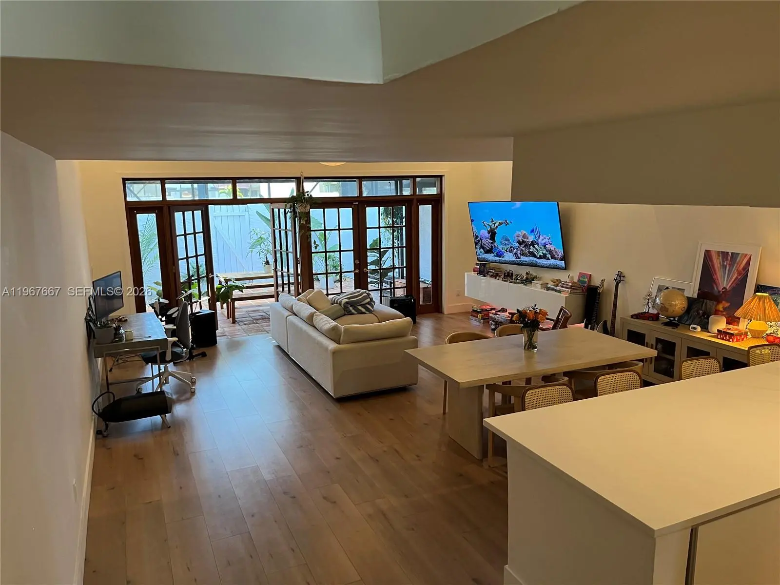 Photo of Listing #A11967667