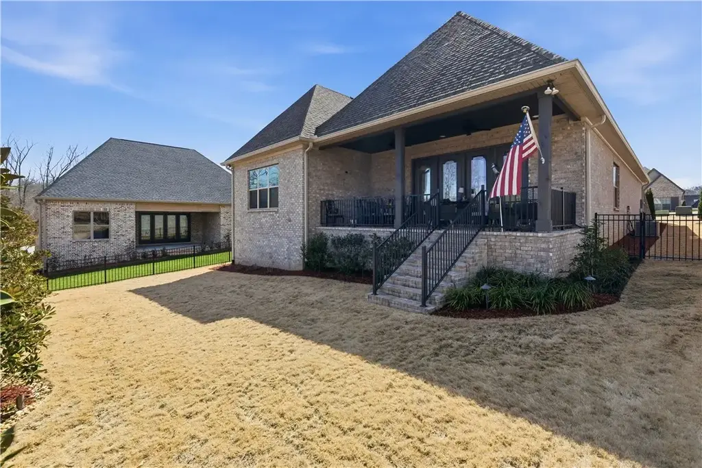 604 Overbrook Ln, Auburn