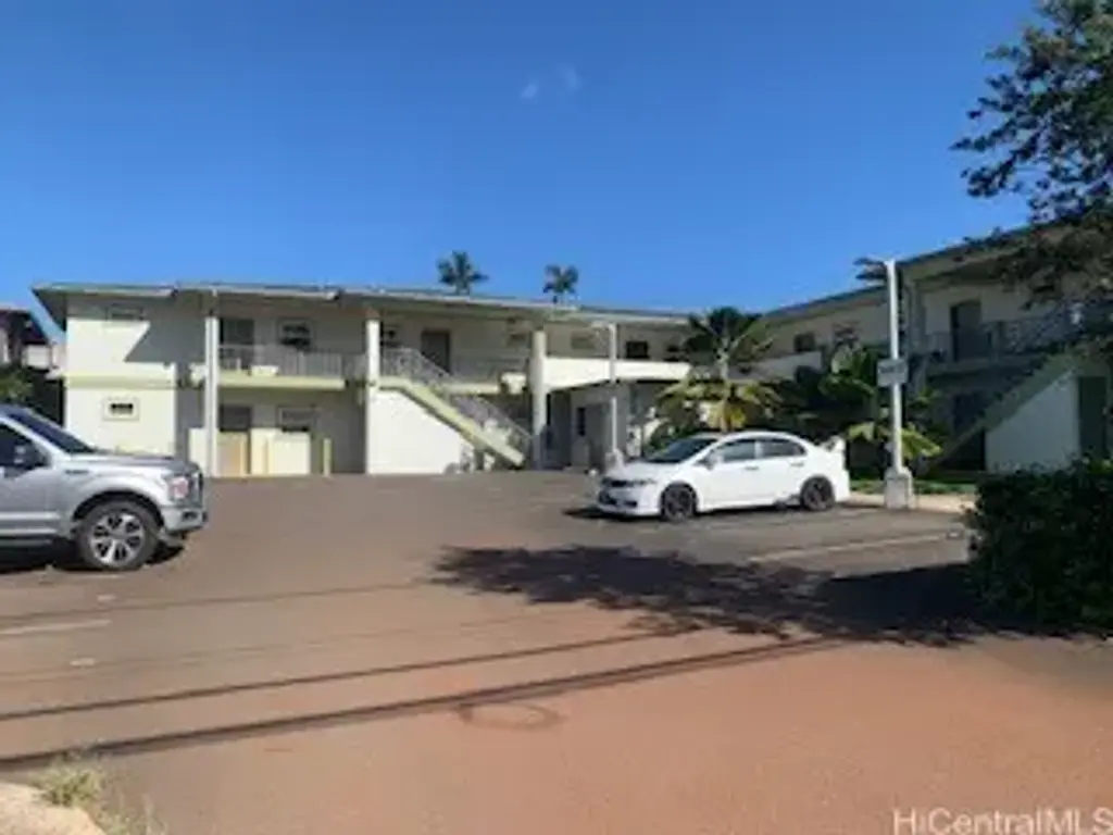 211 Kellog Street # 102, Wahiawa