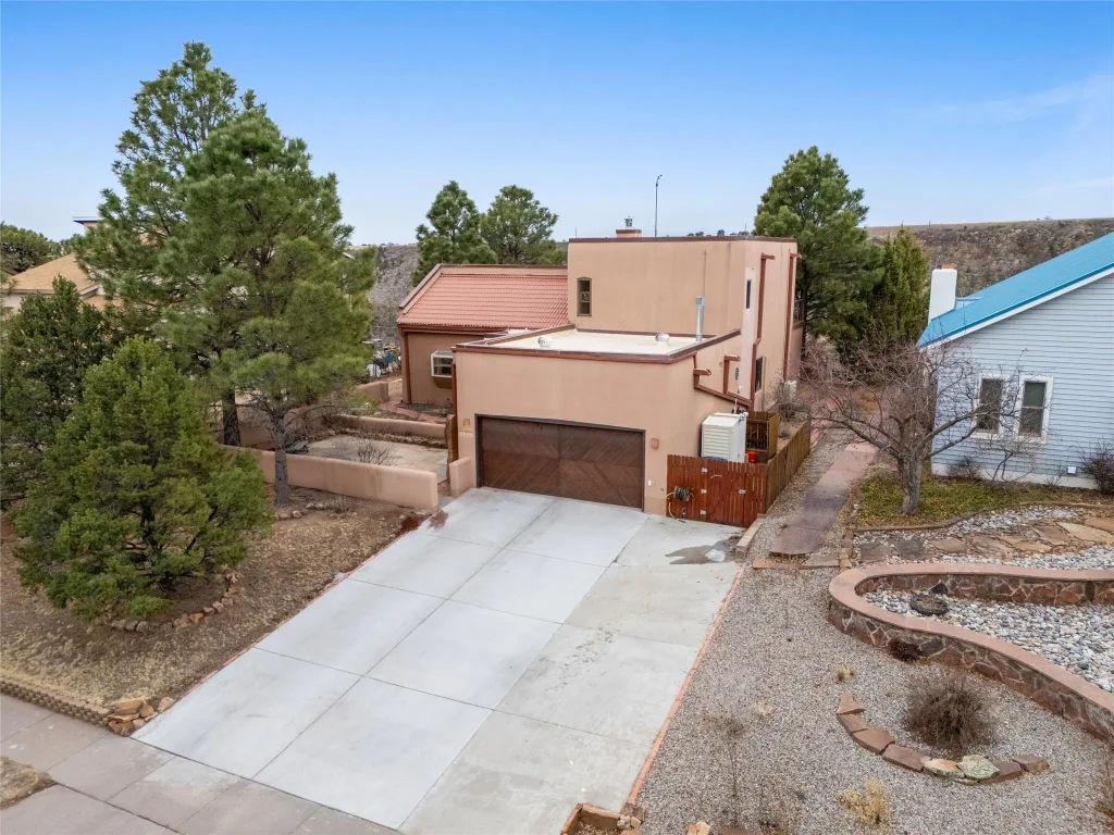 1315 San Ildefonso, Los Alamos