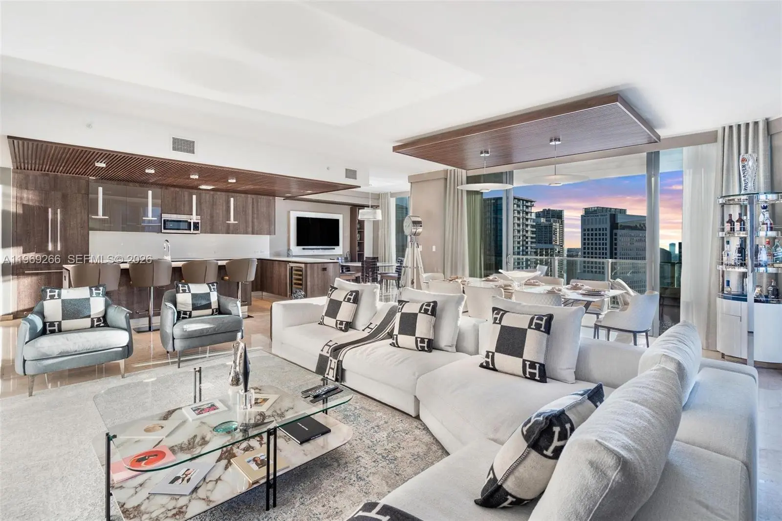 Photo of Listing #A11969266