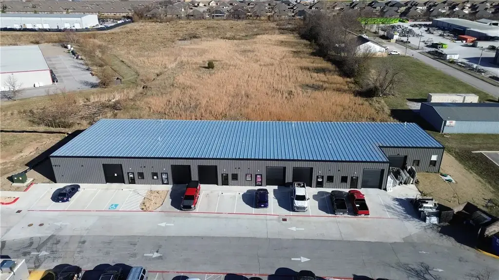 1012 E Henri De Tonti Boulevard C, Tontitown