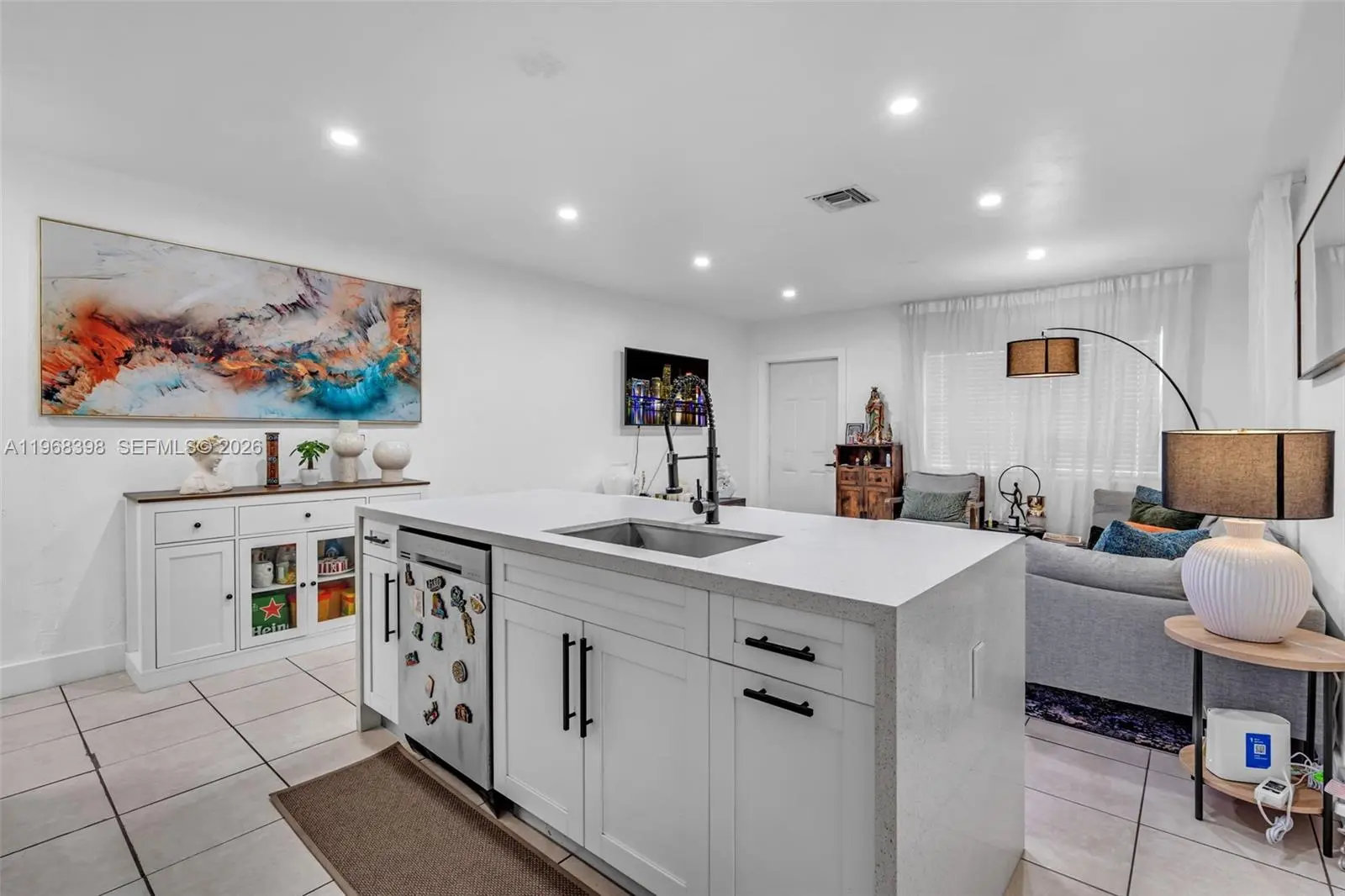 Photo of Listing #A11968398