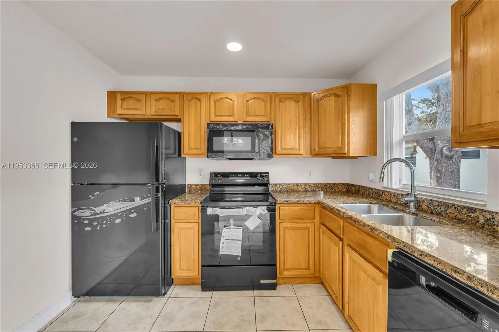 Photo of Listing #A11953368