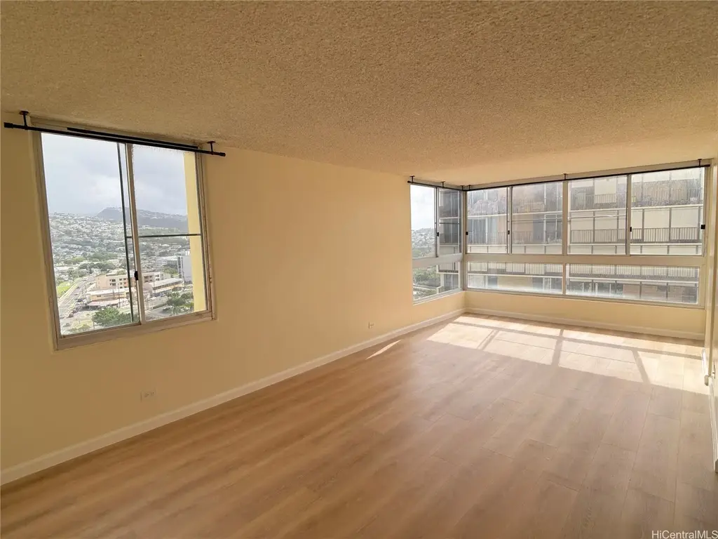2740 Kuilei Street # 1802, Honolulu