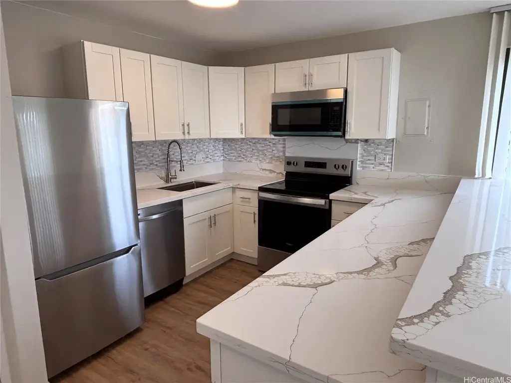2140 Kuhio Avenue # 1102, Honolulu