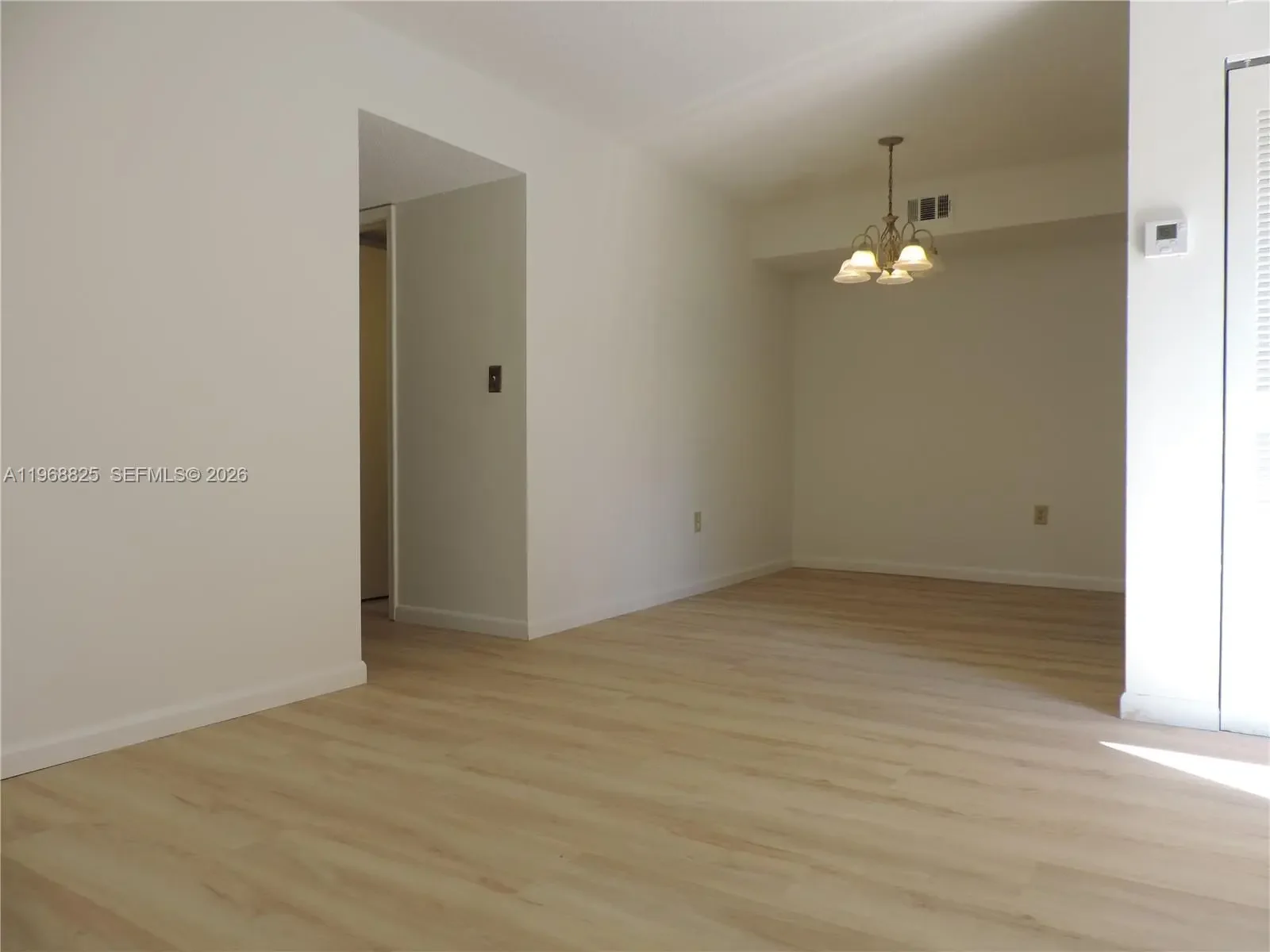 Photo of Listing #A11968825