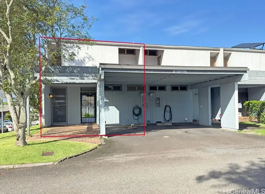 95-325 Kahikinui Court # 226, Mililani