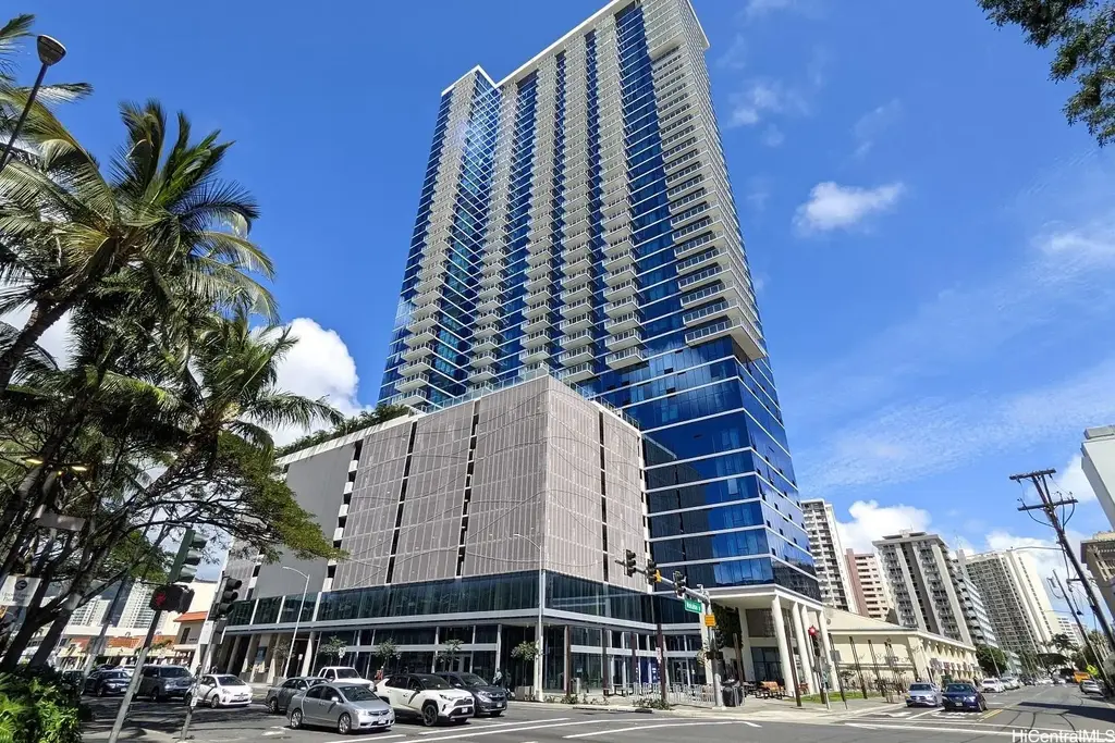 629 Keeaumoku Streets # 3710, Honolulu