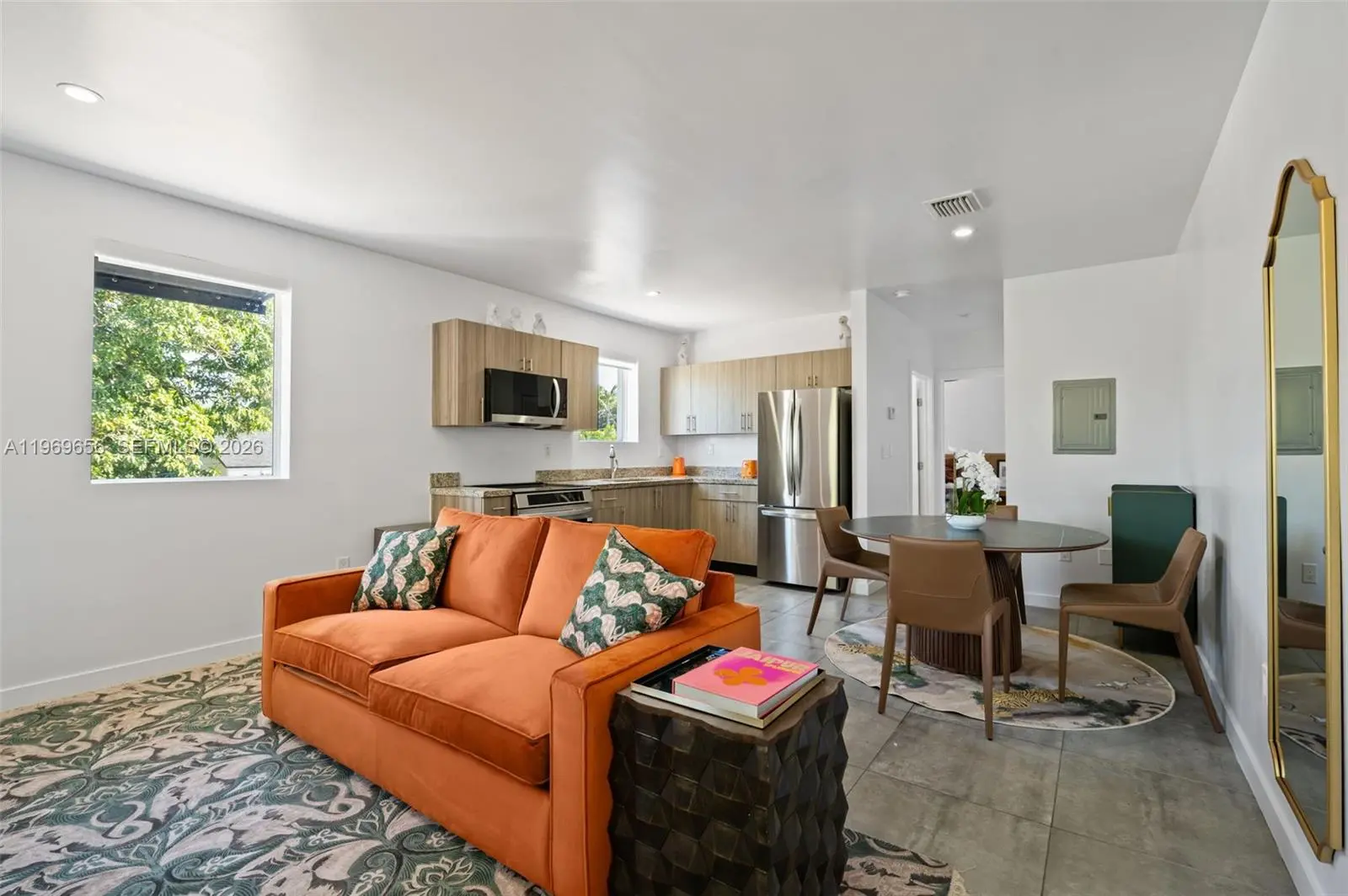 Photo of Listing #A11969656