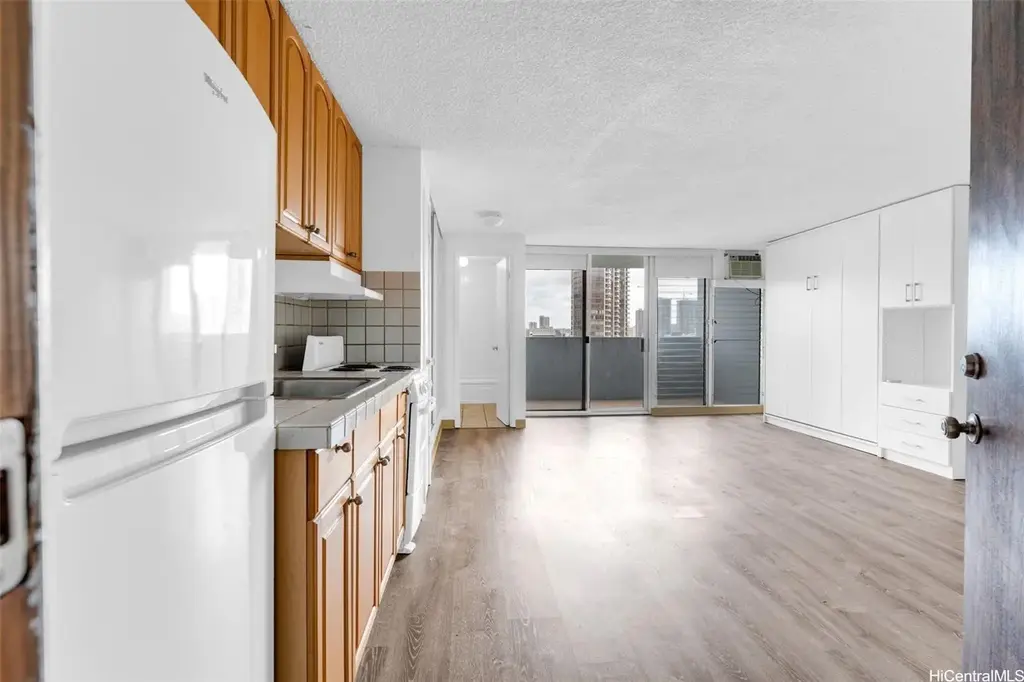 824 Kinau Street # 809, Honolulu