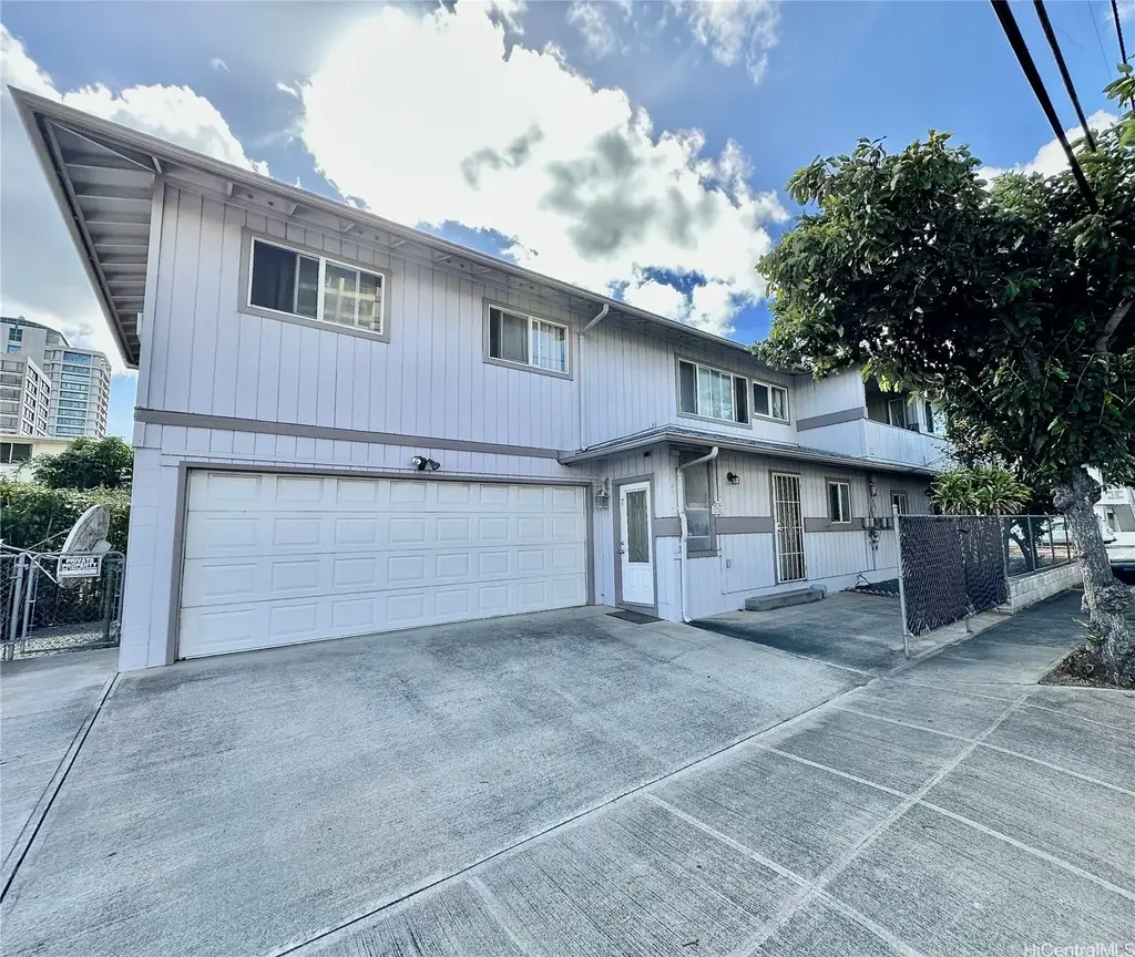 2205 Fern Street, Honolulu