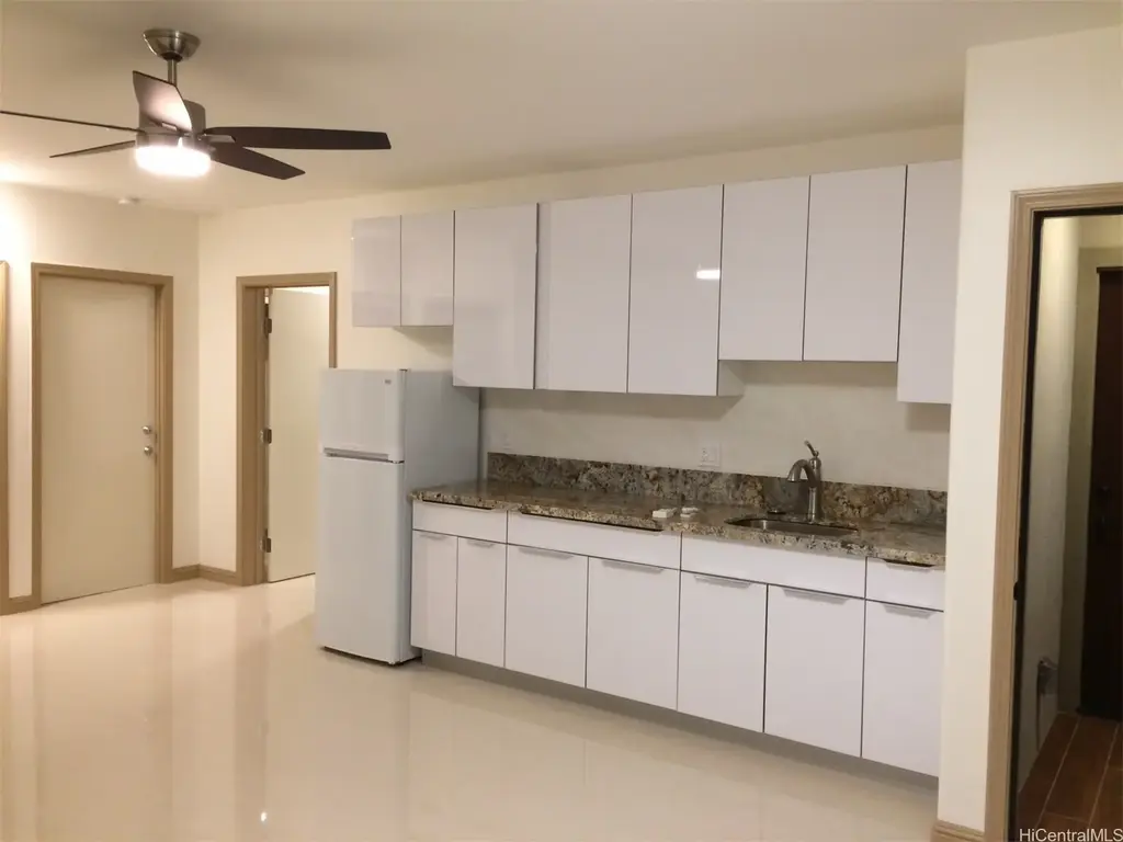 5129 Keikilani Circle # B, Honolulu