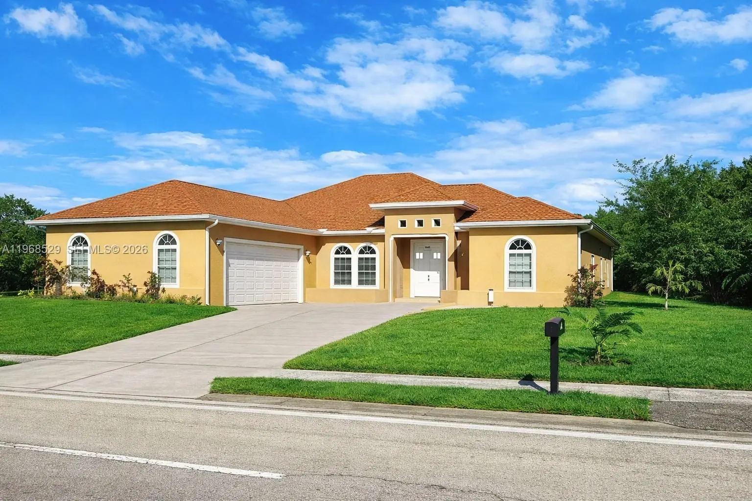 Photo of Listing #A11968529