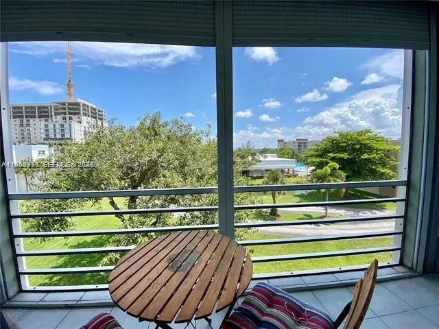 Photo of Listing #A11969931