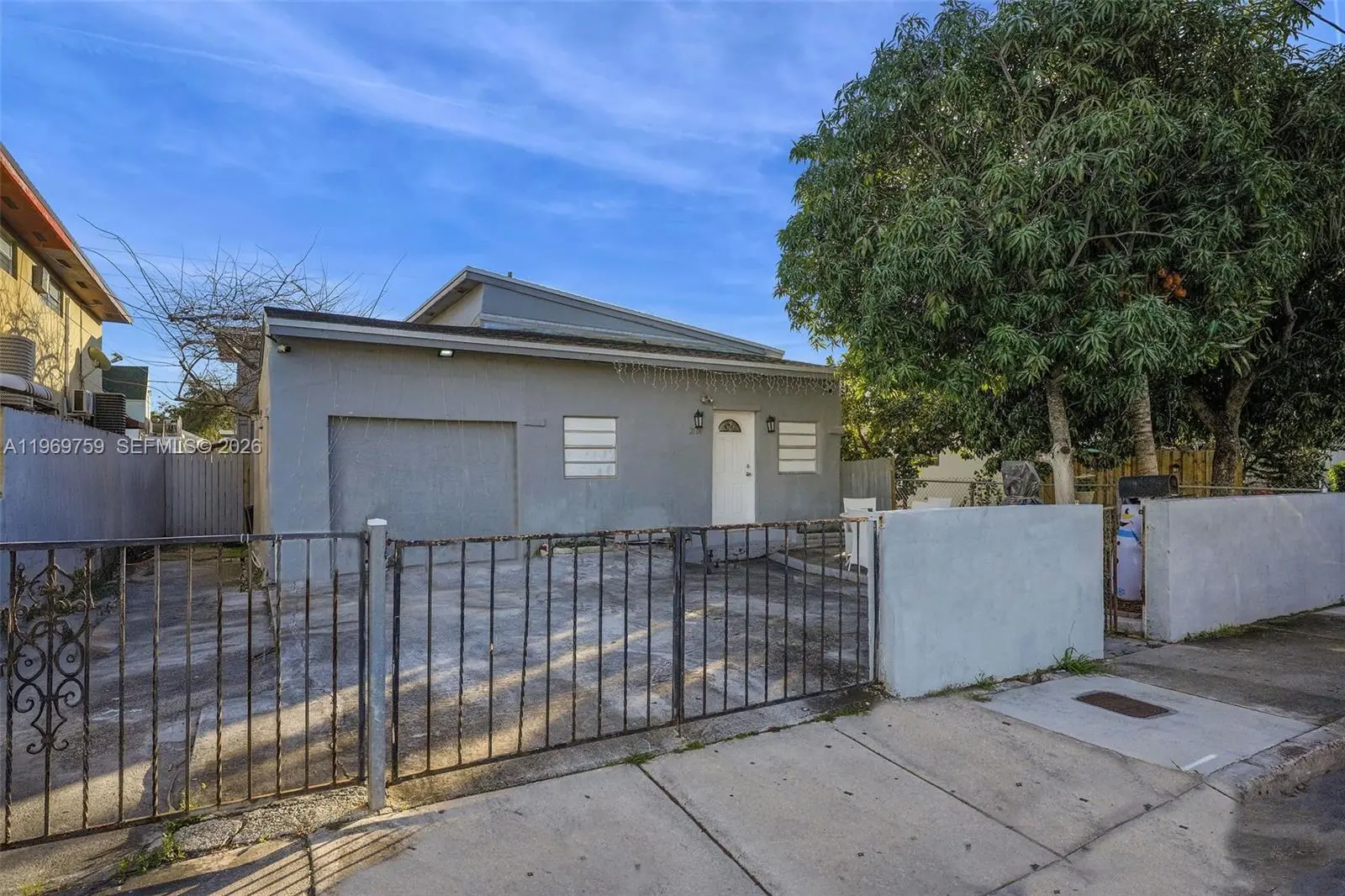 Photo of Listing #A11969759