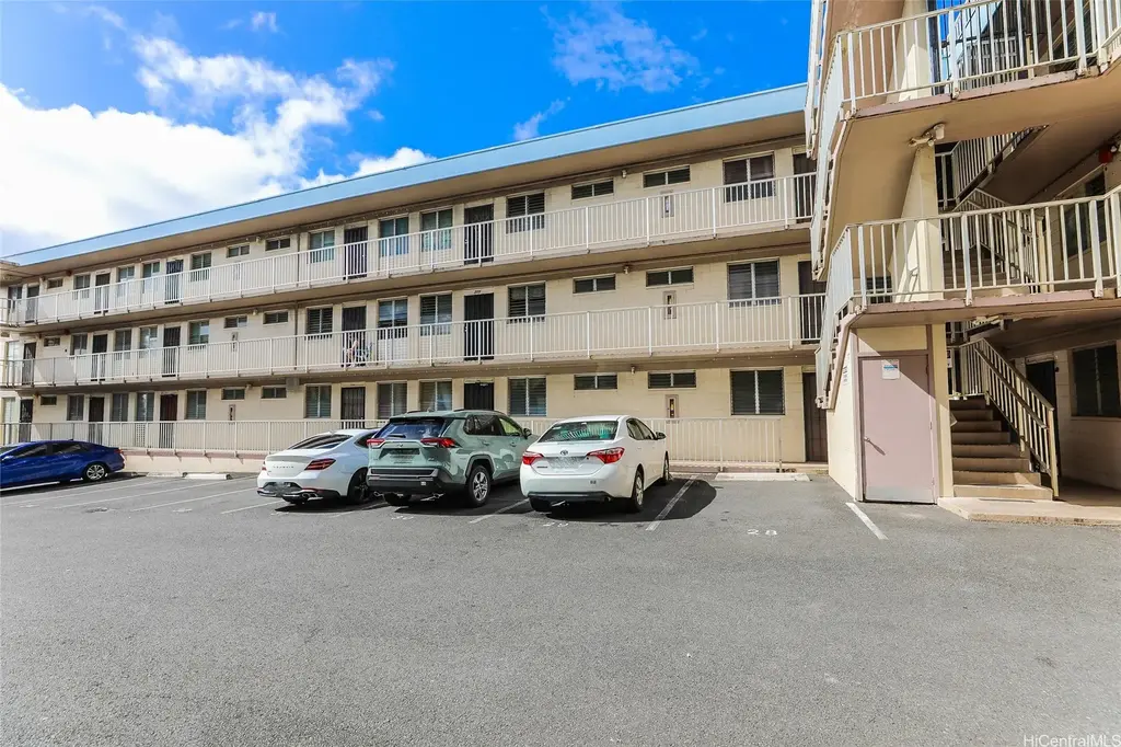 1325 N School Street # D206, Honolulu