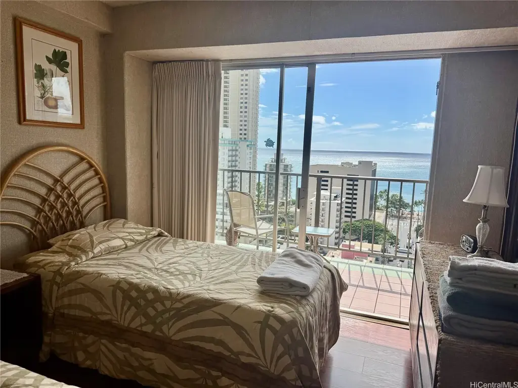 2440 Kuhio Avenue # 1906, Honolulu