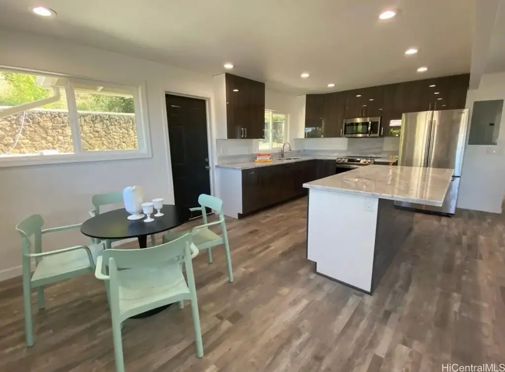 1544 Onipaa Street, Honolulu