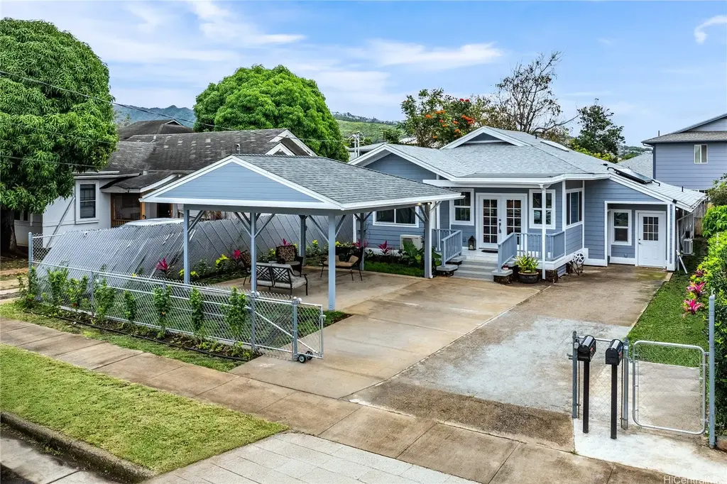 1307 Farrington Street, Honolulu