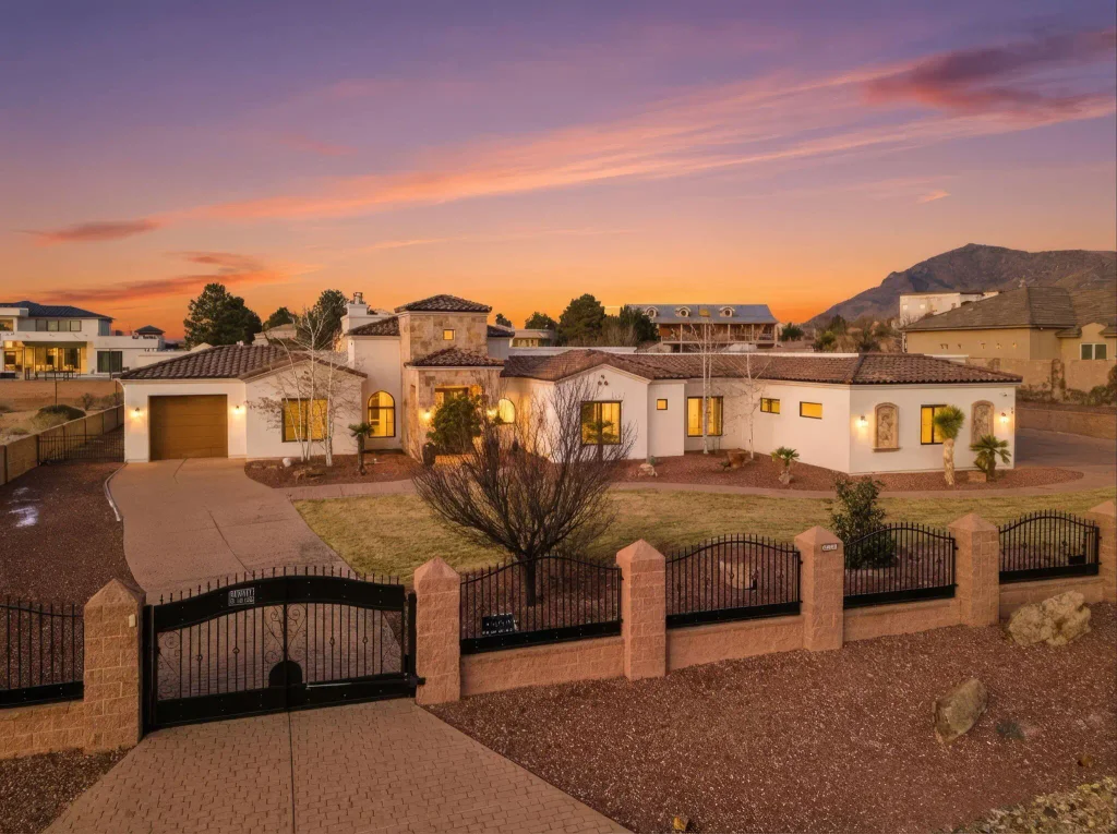 8001 Florence Avenue Ne, Albuquerque