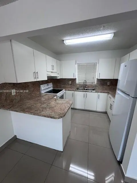 Photo of Listing #A11970510