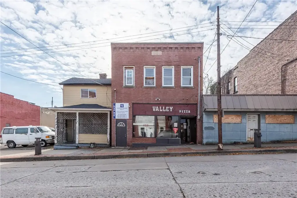 521 Grant Street, Duquesne