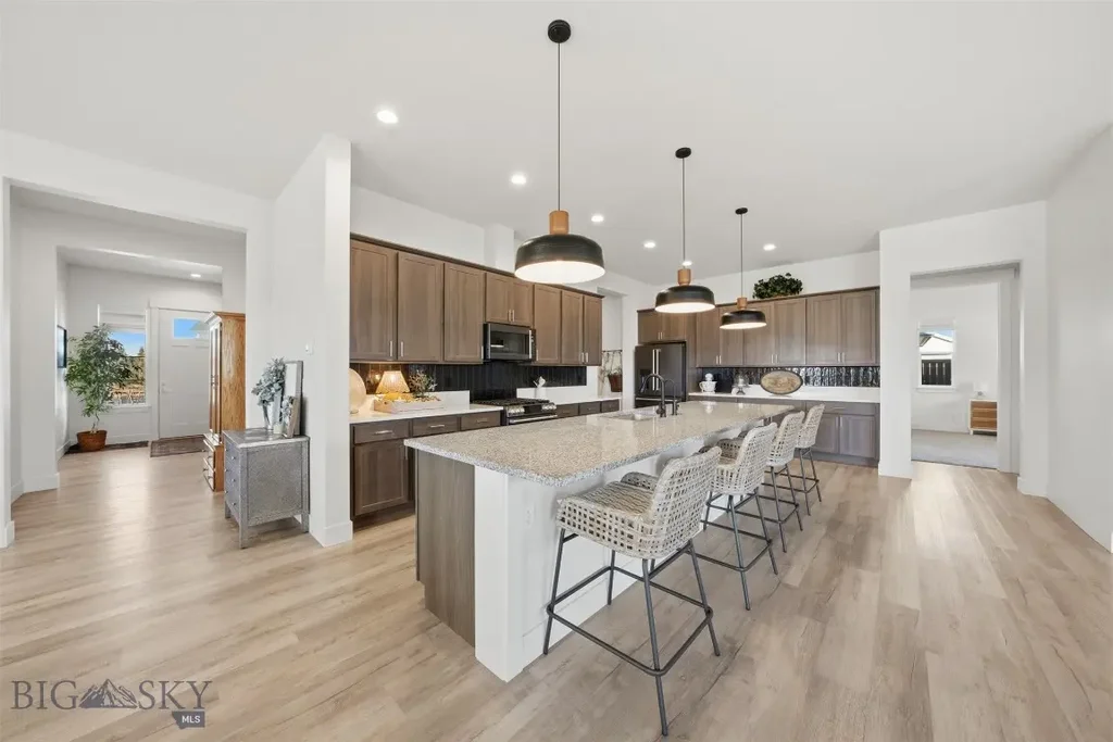 1718 Wyatt Earp Court, Belgrade