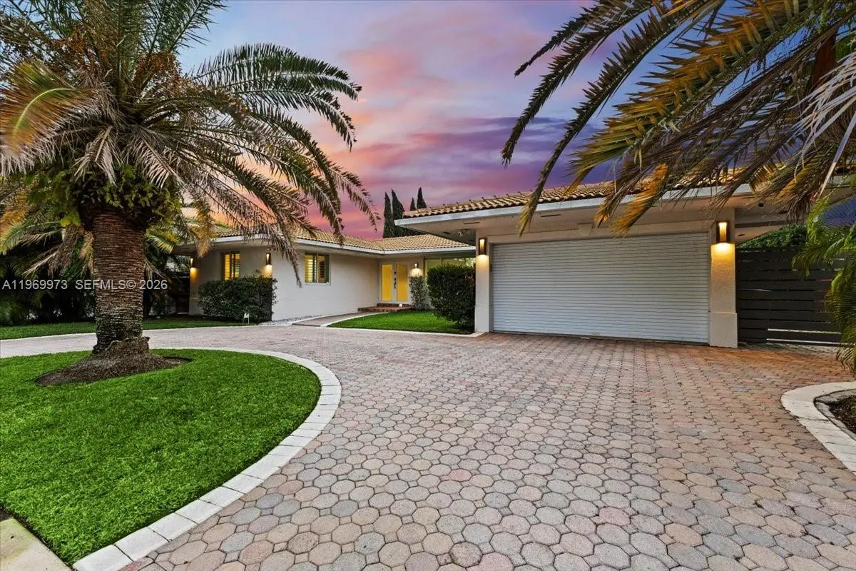 Photo of Listing #A11969973