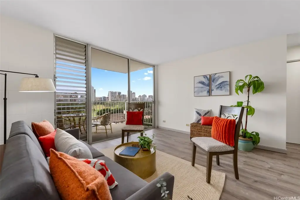 737 Olokele Avenue # 703, Honolulu