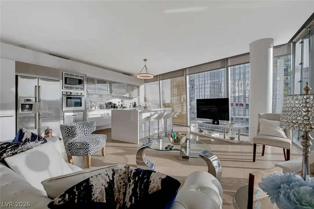 Photo of Listing #2758809