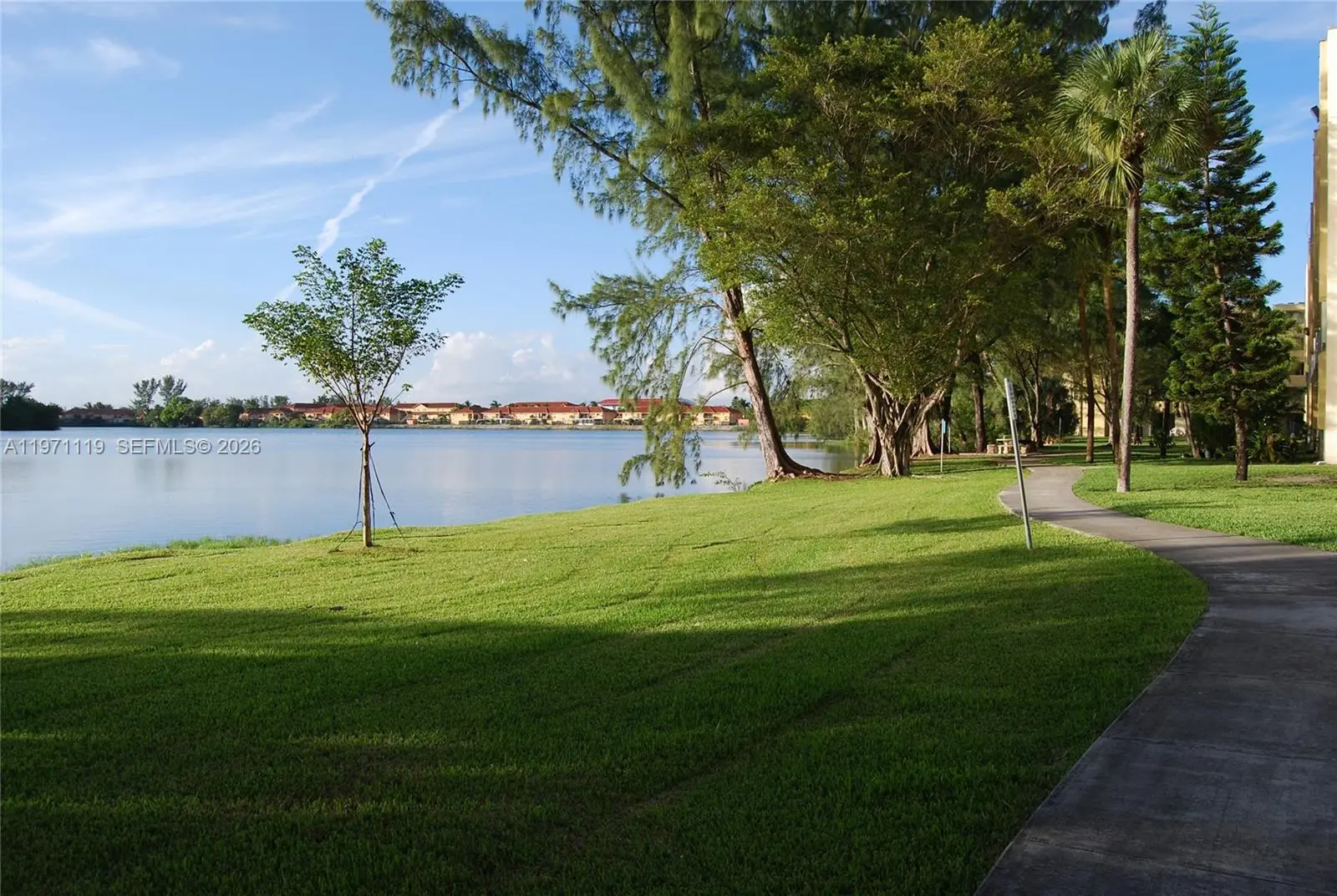 Photo of Listing #A11971119