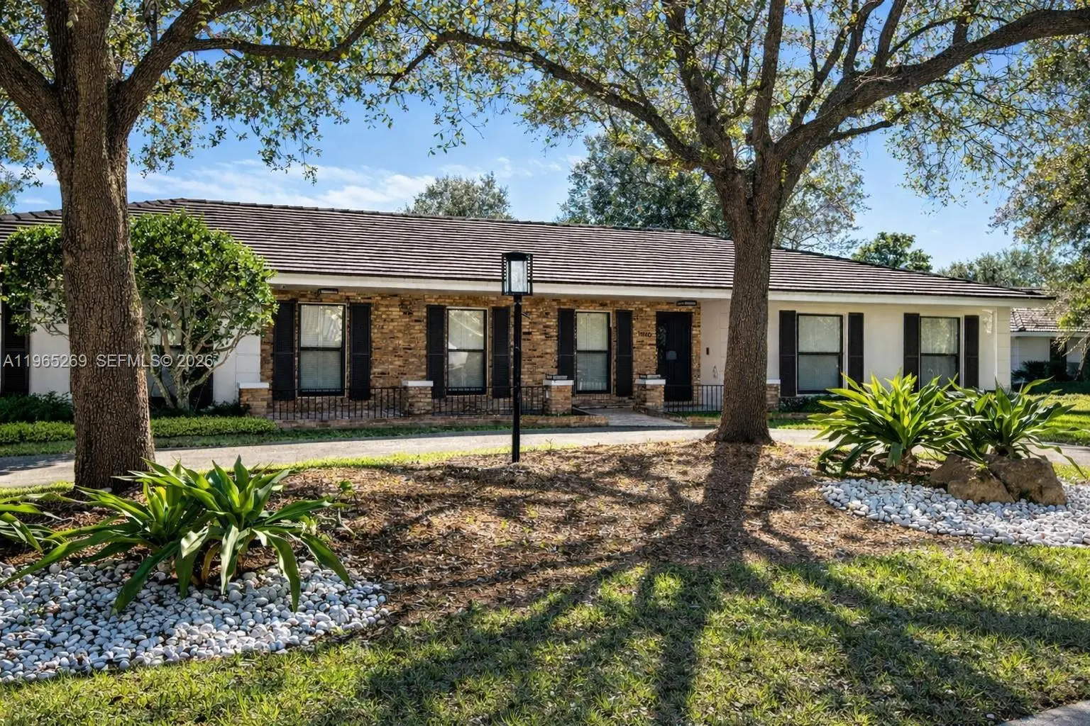 Photo of Listing #A11965269