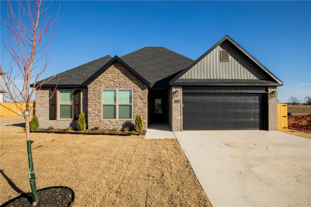 6806 Sw Orange Avenue, Bentonville
