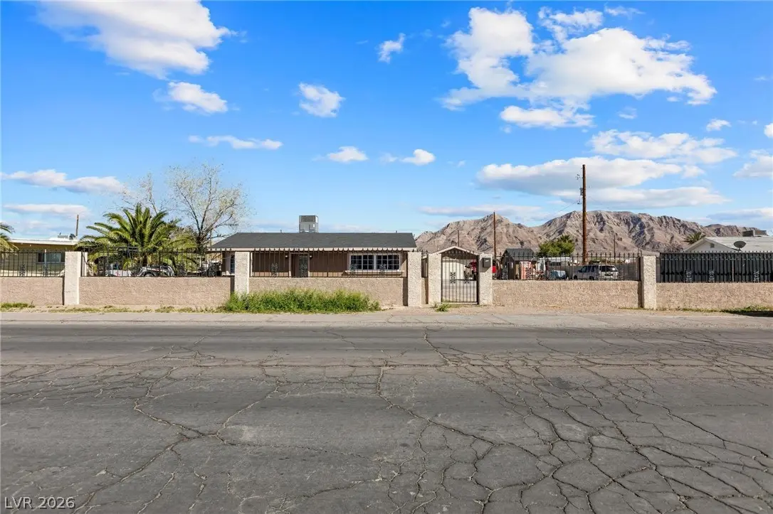 Photo of Listing #2758243