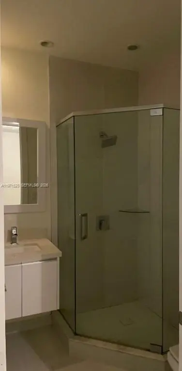 Photo of Listing #A11971523