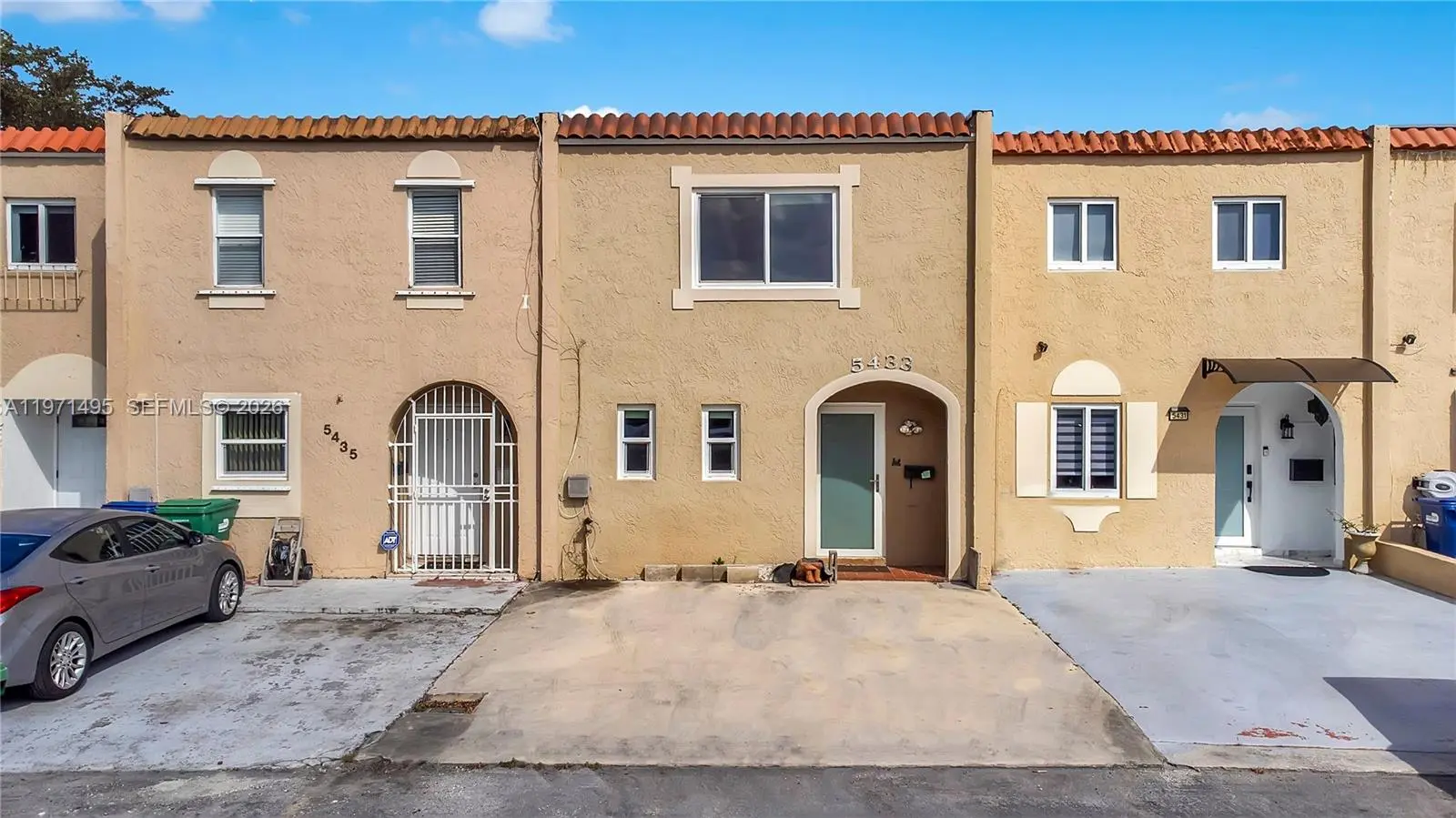 Photo of Listing #A11971495