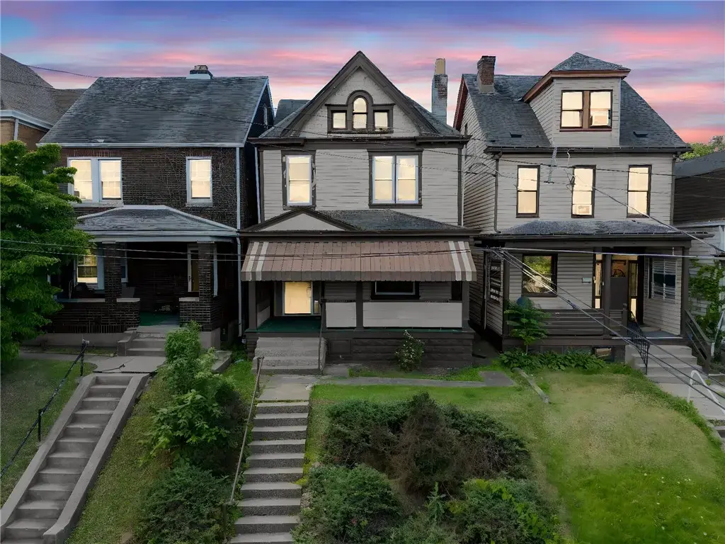 808 10th Avenue , Munhall